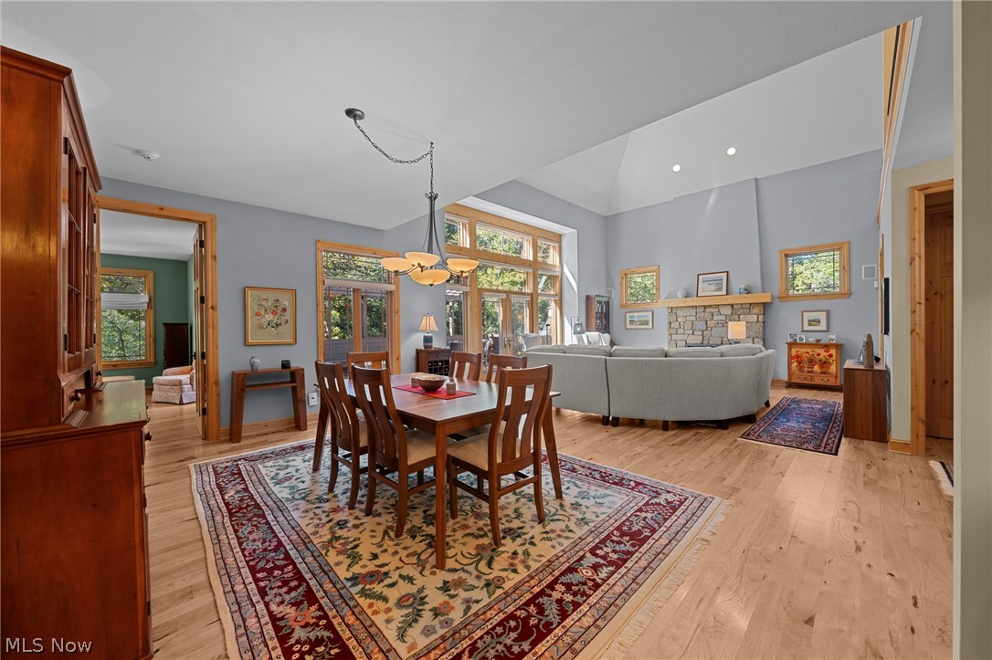 9 Kenilworth Mews Cleveland Heights OH 44106