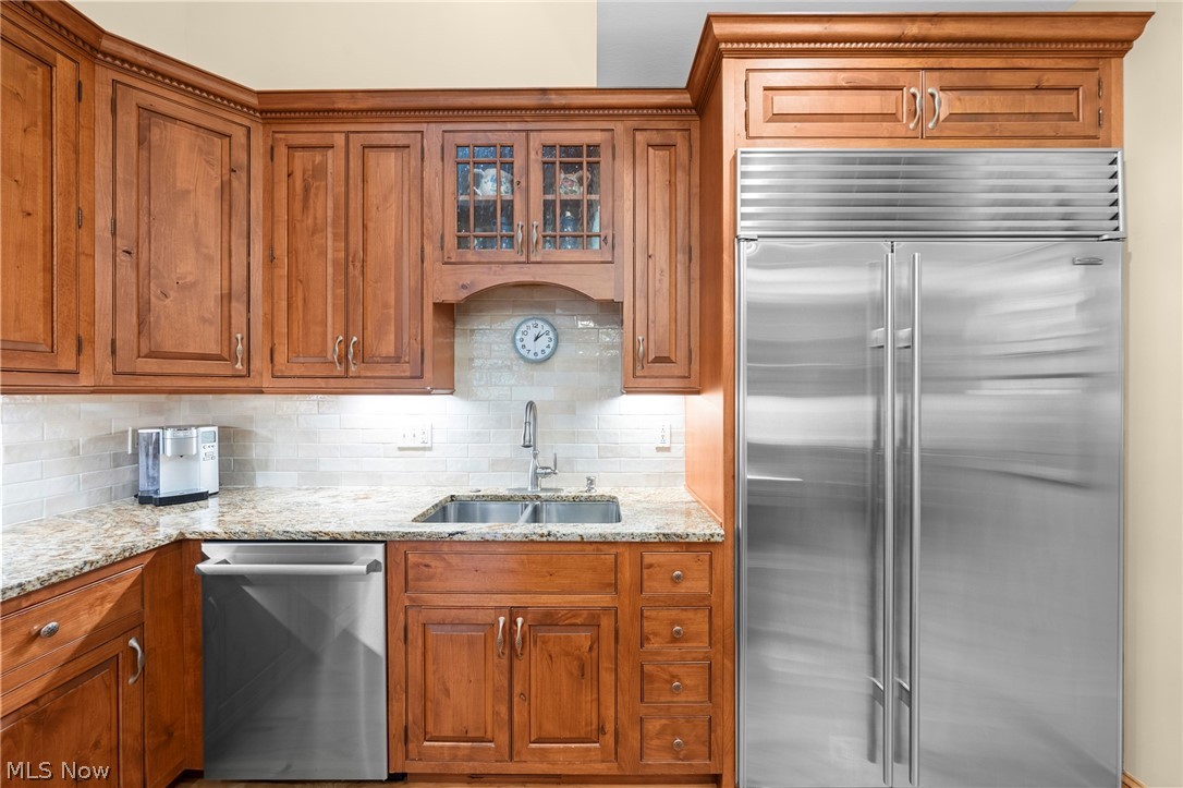 9 Kenilworth Mews Cleveland Heights OH 44106