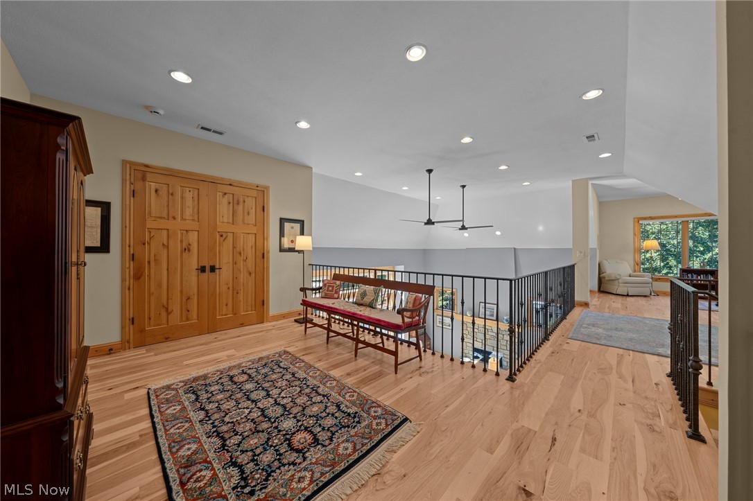 9 Kenilworth Mews Cleveland Heights OH 44106