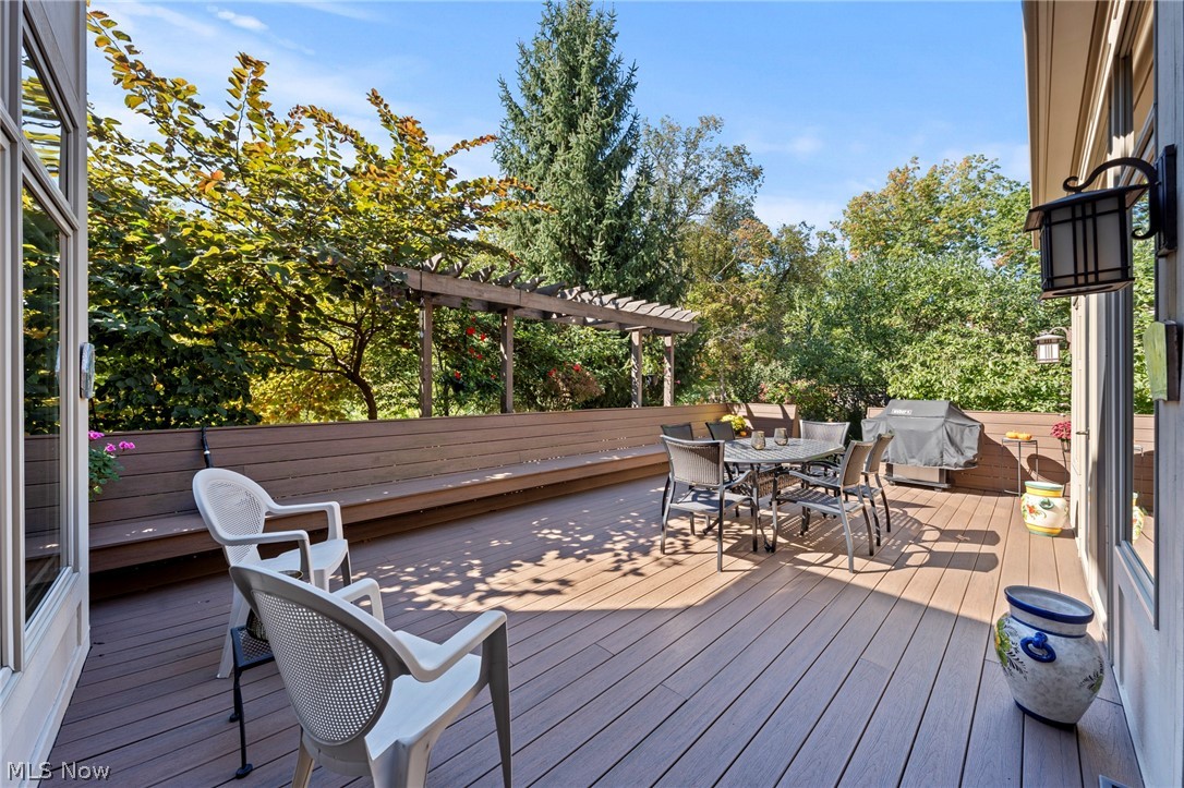 9 Kenilworth Mews Cleveland Heights OH 44106