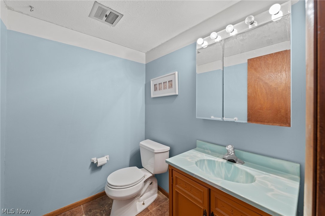 6516 Glenallen Avenue Solon OH 44139