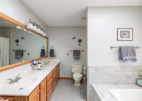 23 Brandywine Drive Hudson OH 44236