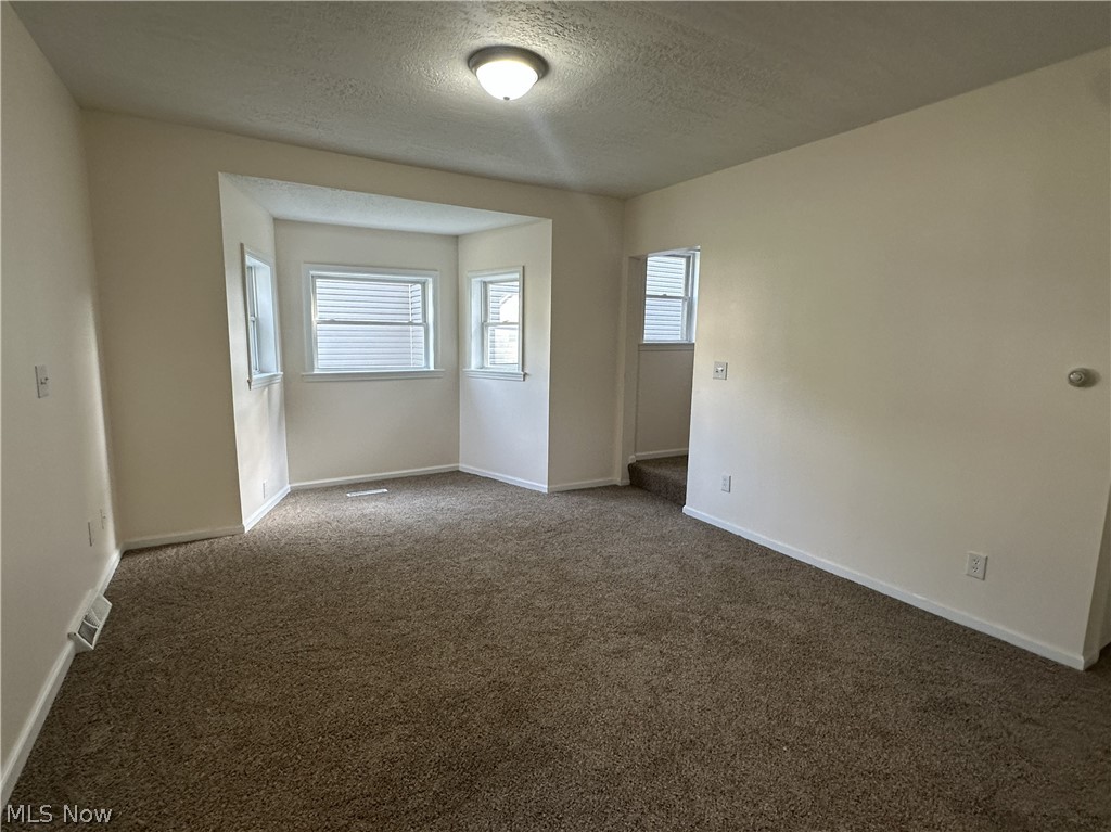 881 Harbor Street Conneaut OH 44030