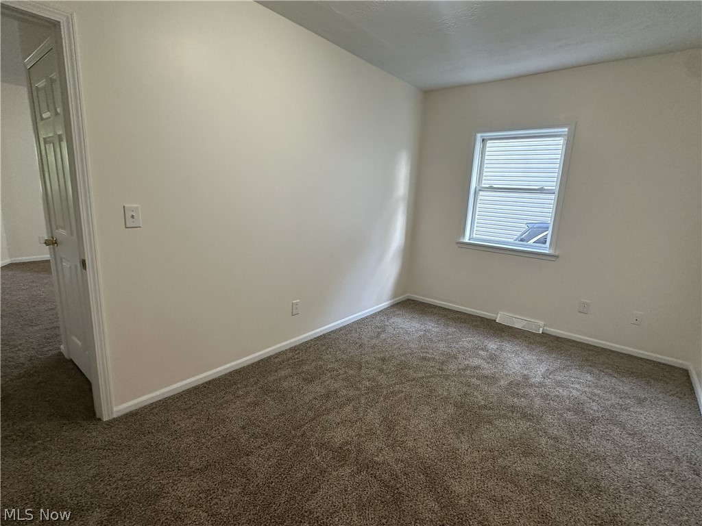 881 Harbor Street Conneaut OH 44030