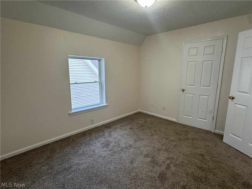 881 Harbor Street Conneaut OH 44030