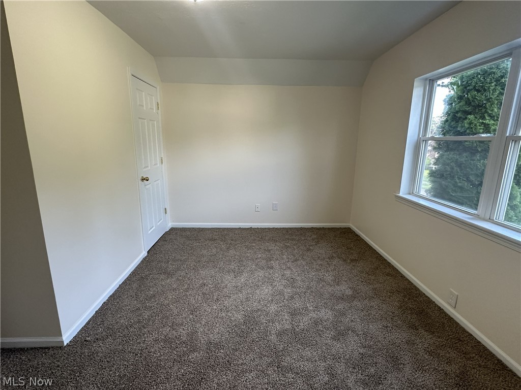 881 Harbor Street Conneaut OH 44030