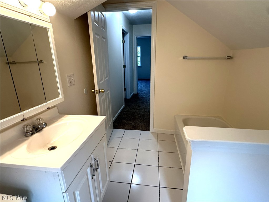881 Harbor Street Conneaut OH 44030