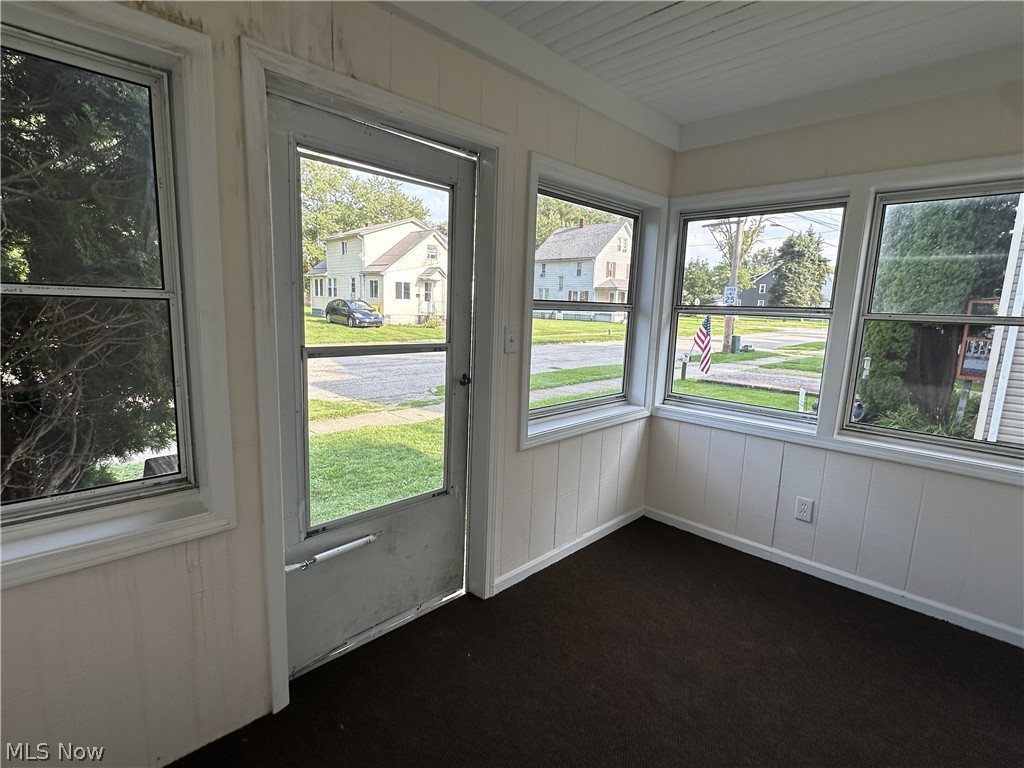 881 Harbor Street Conneaut OH 44030