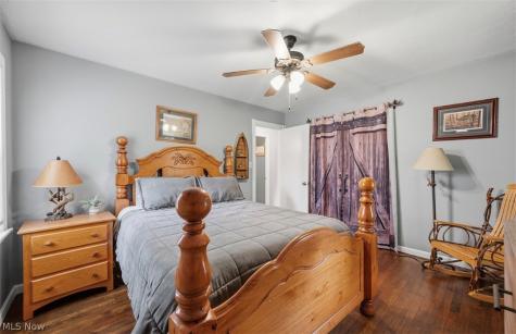 977 Learidge Road Lyndhurst OH 44124