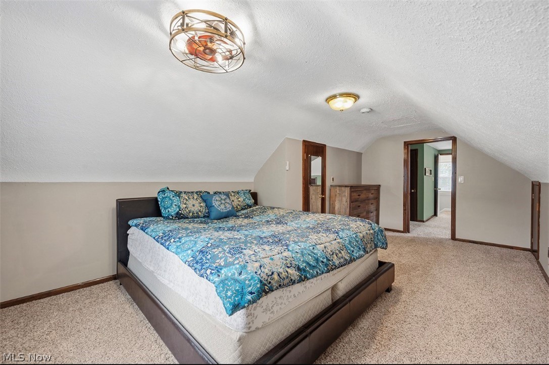 977 Learidge Road Lyndhurst OH 44124