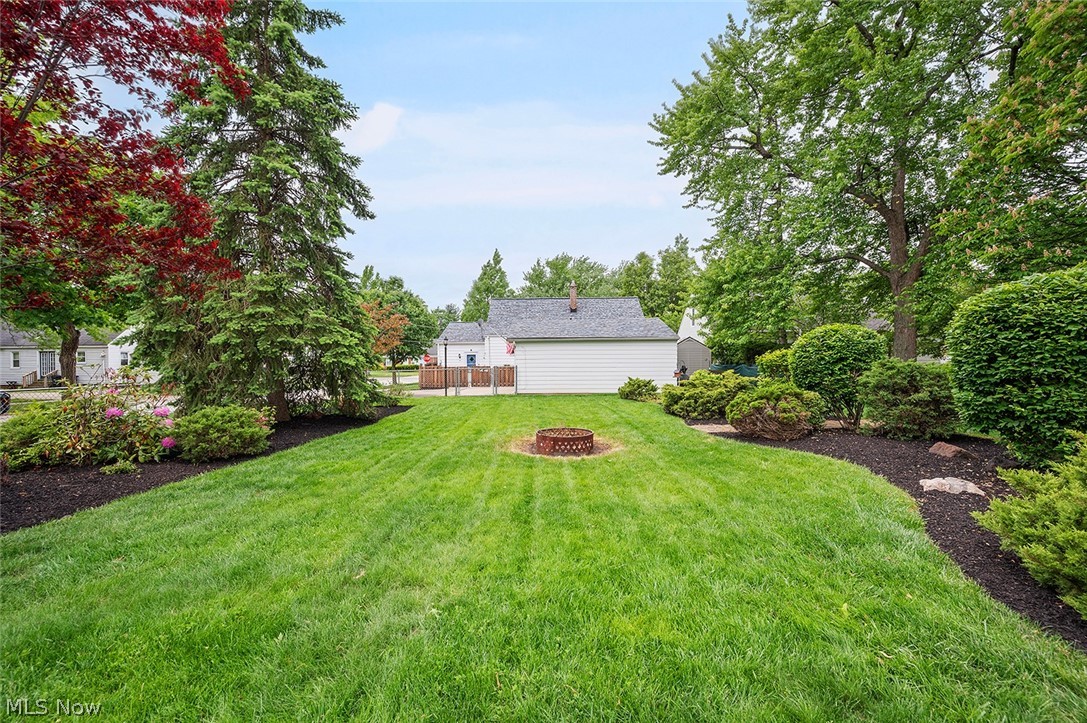 977 Learidge Road Lyndhurst OH 44124