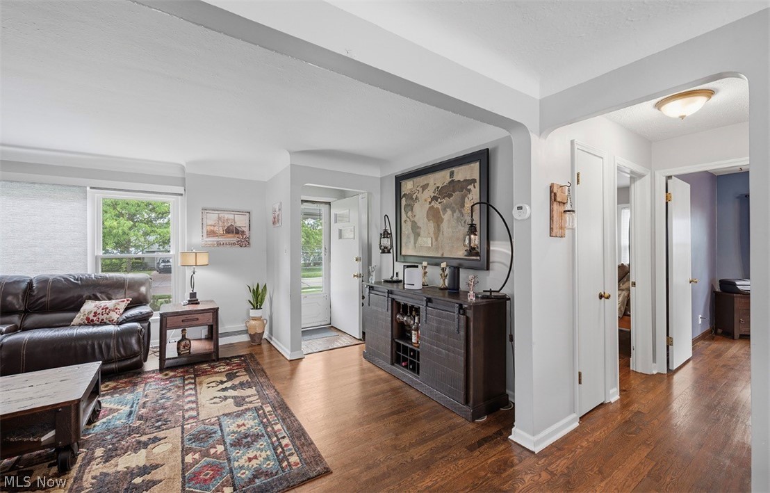 977 Learidge Road Lyndhurst OH 44124