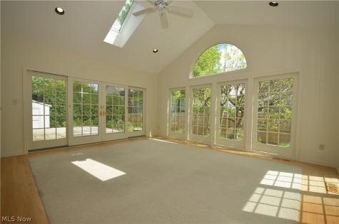 487 Dunbar Road Tallmadge OH 44278