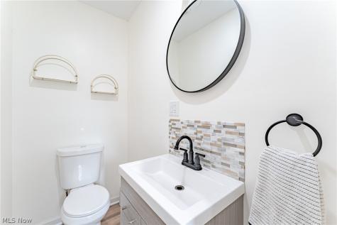 5680 Alberta Drive Lyndhurst OH 44124