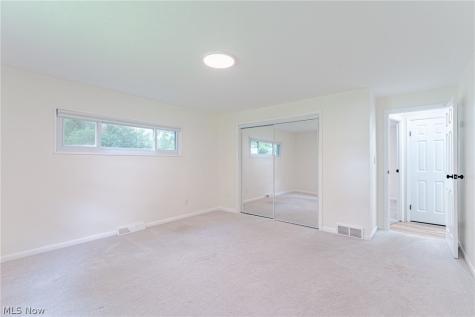 5680 Alberta Drive Lyndhurst OH 44124