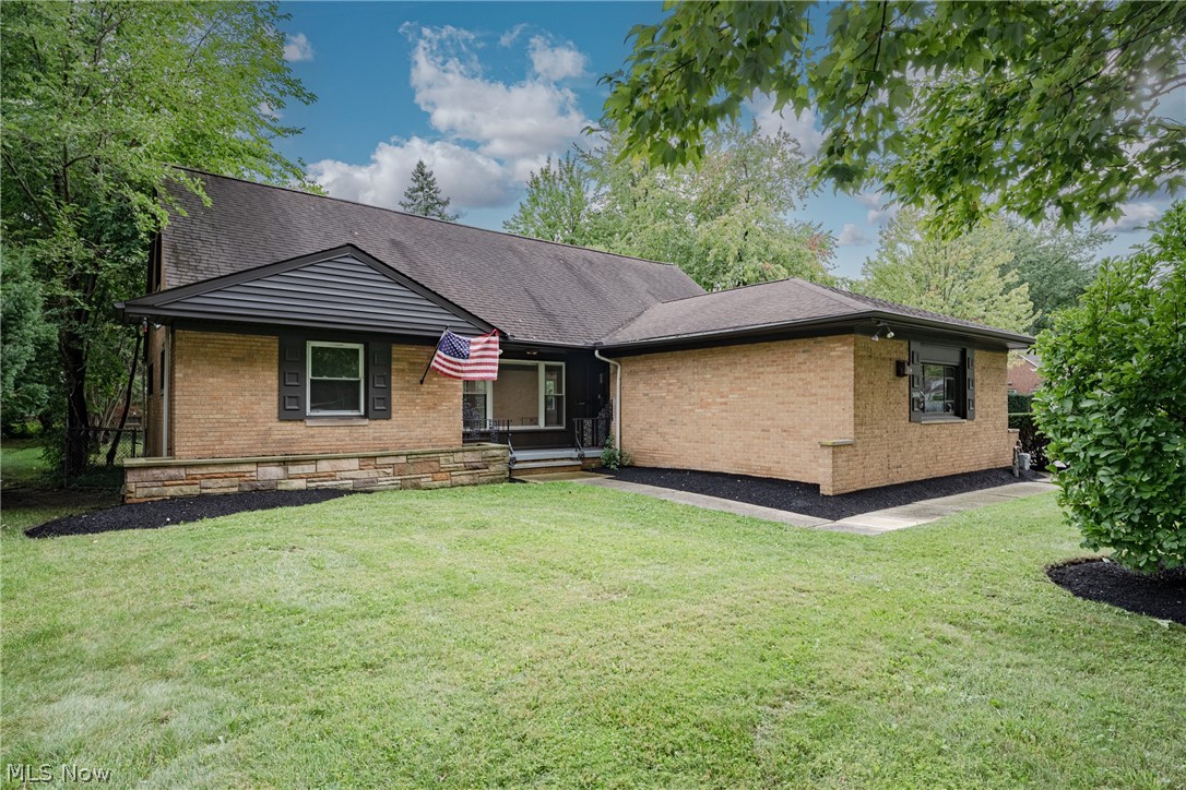 5680 Alberta Drive Lyndhurst OH 44124