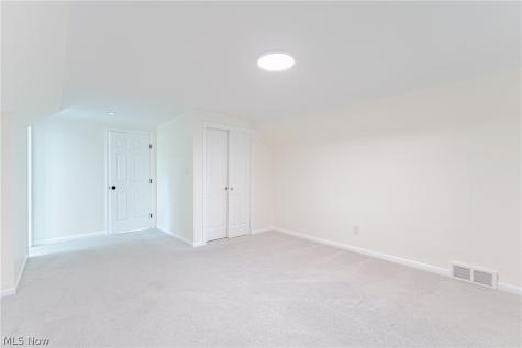 5680 Alberta Drive Lyndhurst OH 44124