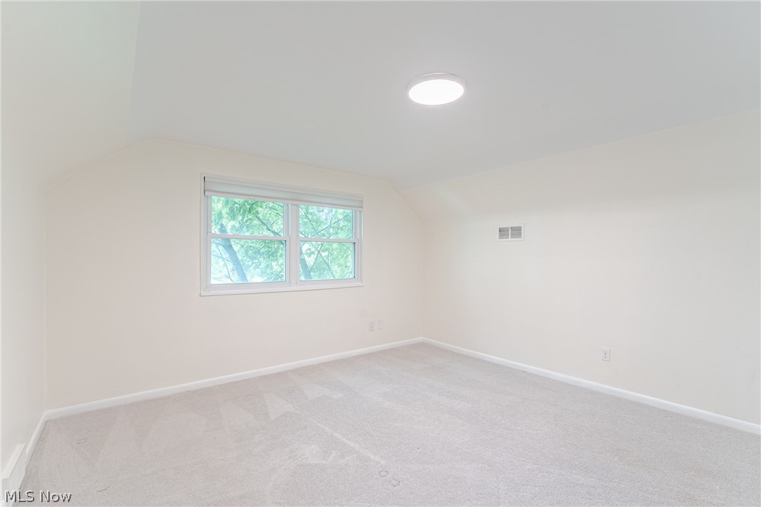 5680 Alberta Drive Lyndhurst OH 44124