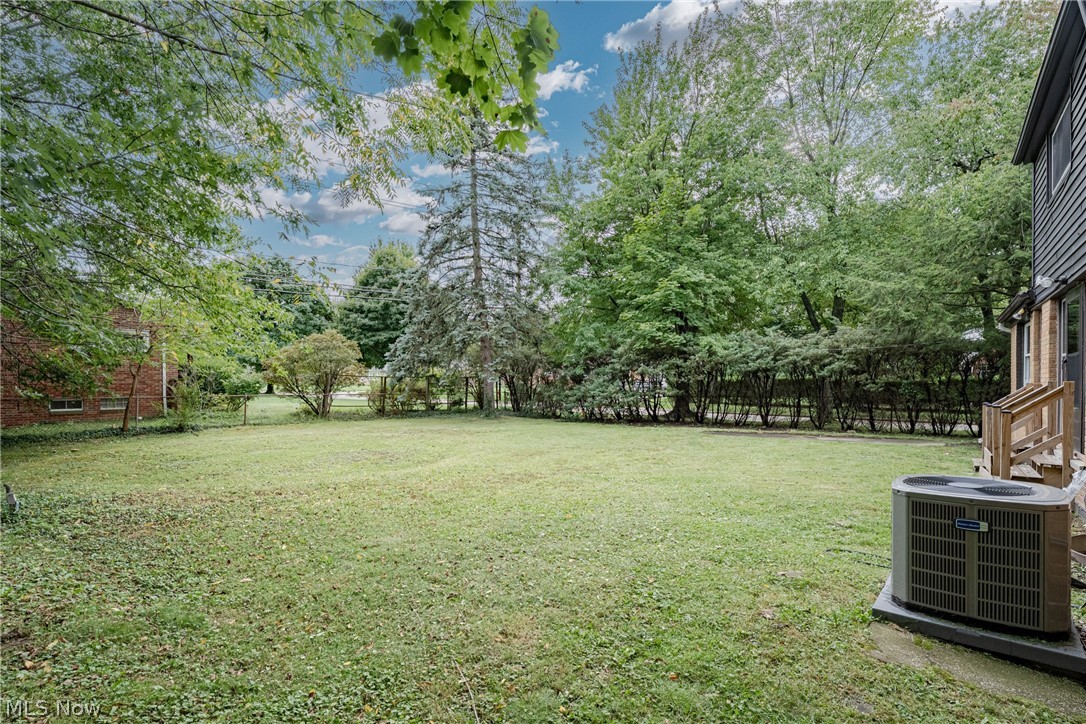 5680 Alberta Drive Lyndhurst OH 44124