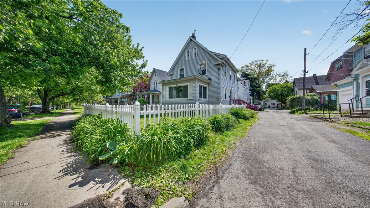 135 Byers Avenue Akron OH 44302
