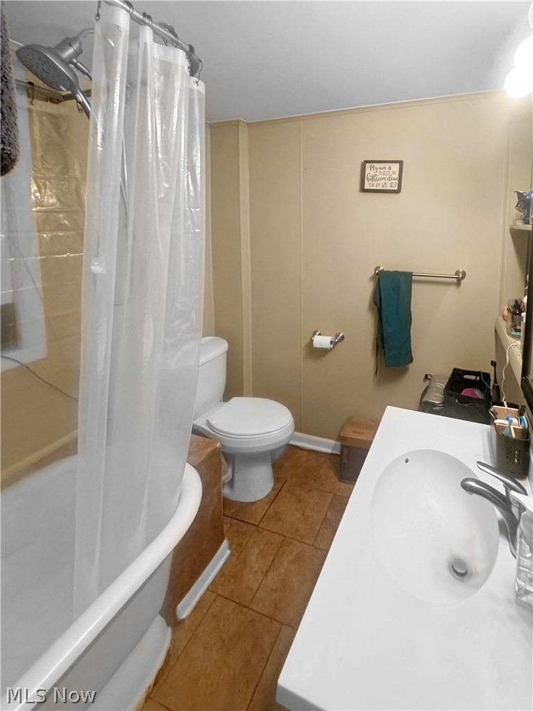 700 Lakemont Avenue Akron OH 44314
