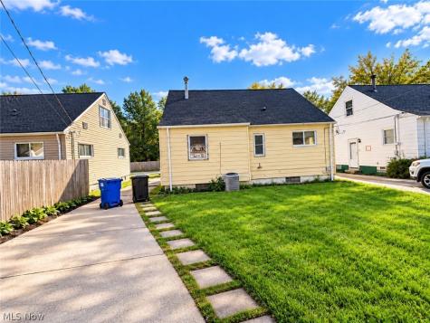 3850 E 190th Street Cleveland OH 44122