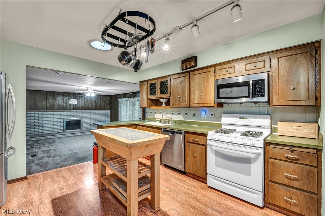5701 Rousseau Drive Parma OH 44129
