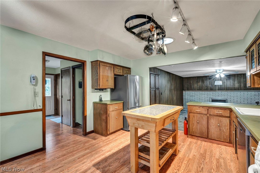 5701 Rousseau Drive Parma OH 44129
