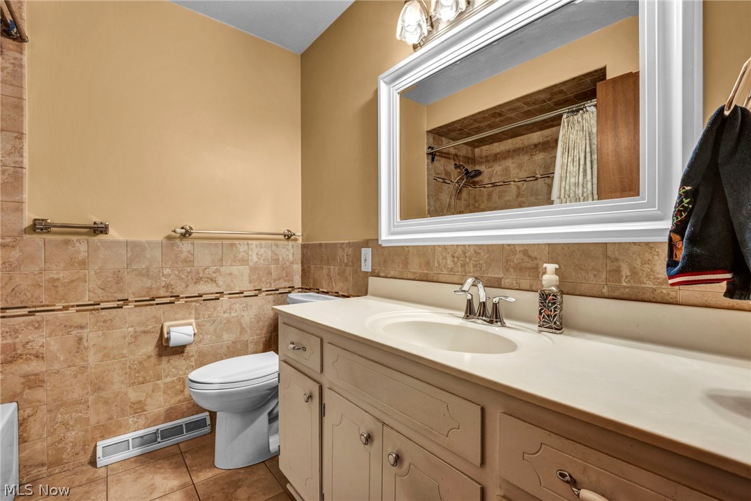 5701 Rousseau Drive Parma OH 44129
