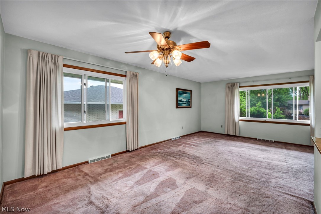 5701 Rousseau Drive Parma OH 44129