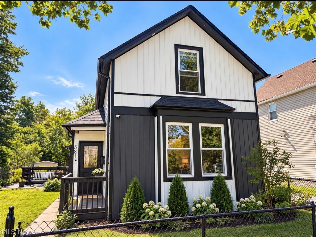 5811 Madison Avenue Cleveland OH 44102