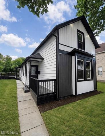 5811 Madison Avenue Cleveland OH 44102
