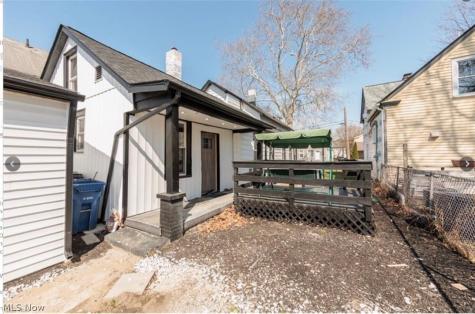 5811 Madison Avenue Cleveland OH 44102