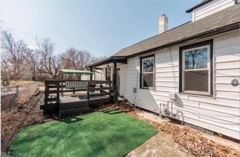5811 Madison Avenue Cleveland OH 44102