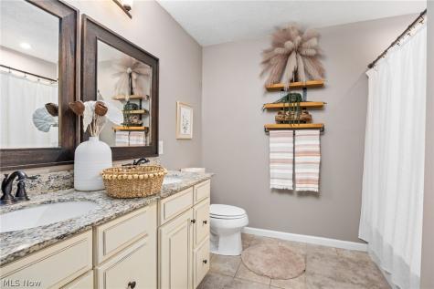 5549 Coverdale Way Medina OH 44256