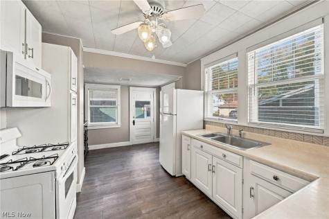 1035 11th Street NE Massillon OH 44646