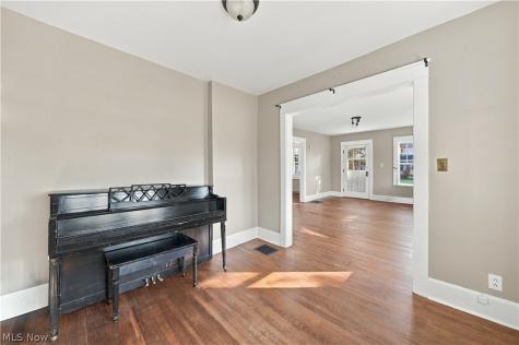 1035 11th Street NE Massillon OH 44646