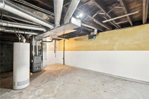 1035 11th Street NE Massillon OH 44646