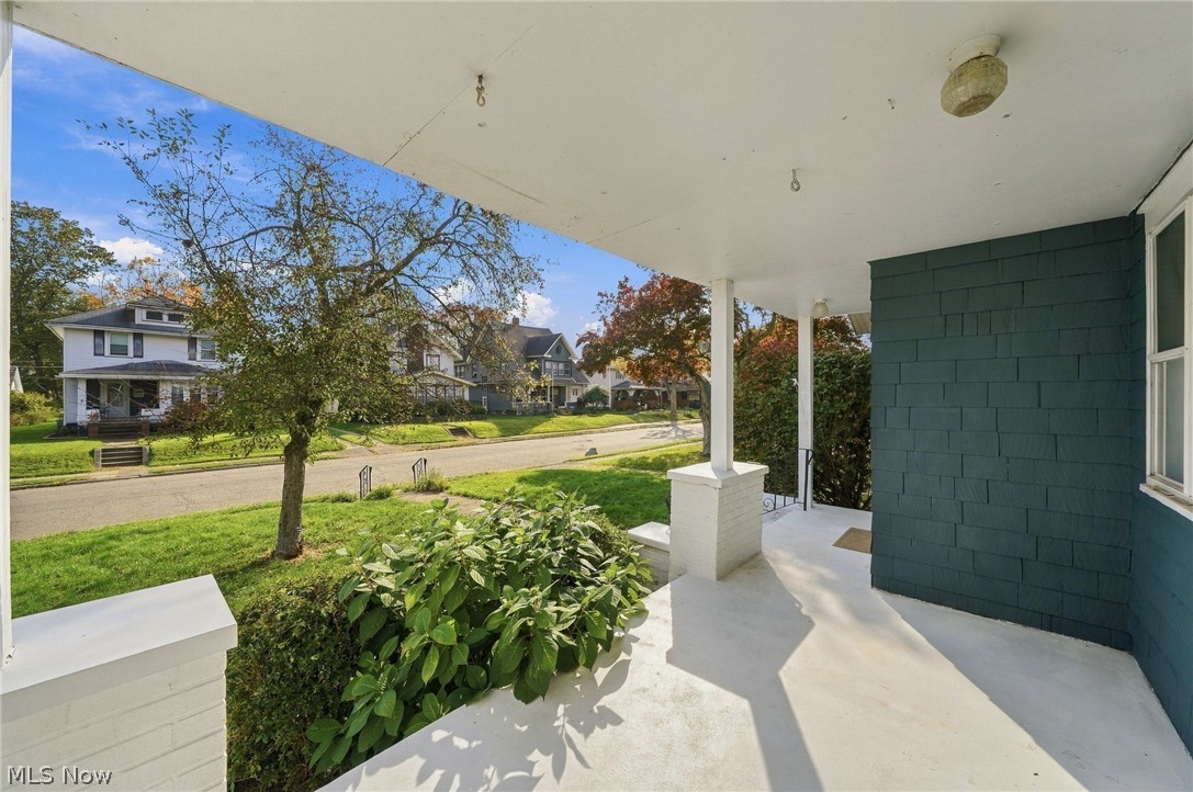 1035 11th Street NE Massillon OH 44646