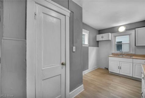 3118 W 97th Street Cleveland OH 44102