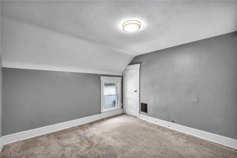 3118 W 97th Street Cleveland OH 44102