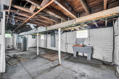 3118 W 97th Street Cleveland OH 44102