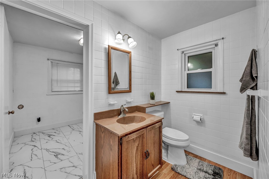 232 Edna Street Poland OH 44514