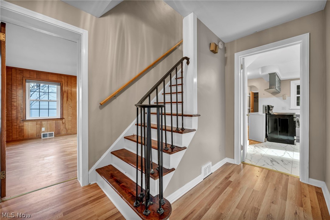 232 Edna Street Poland OH 44514