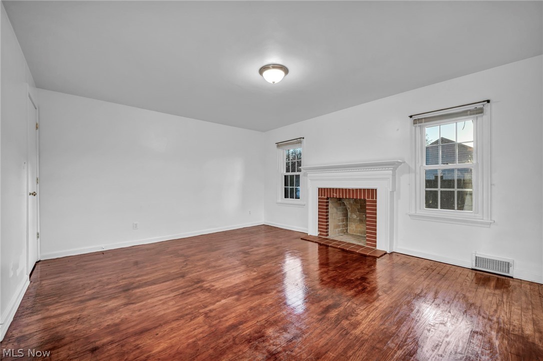 232 Edna Street Poland OH 44514