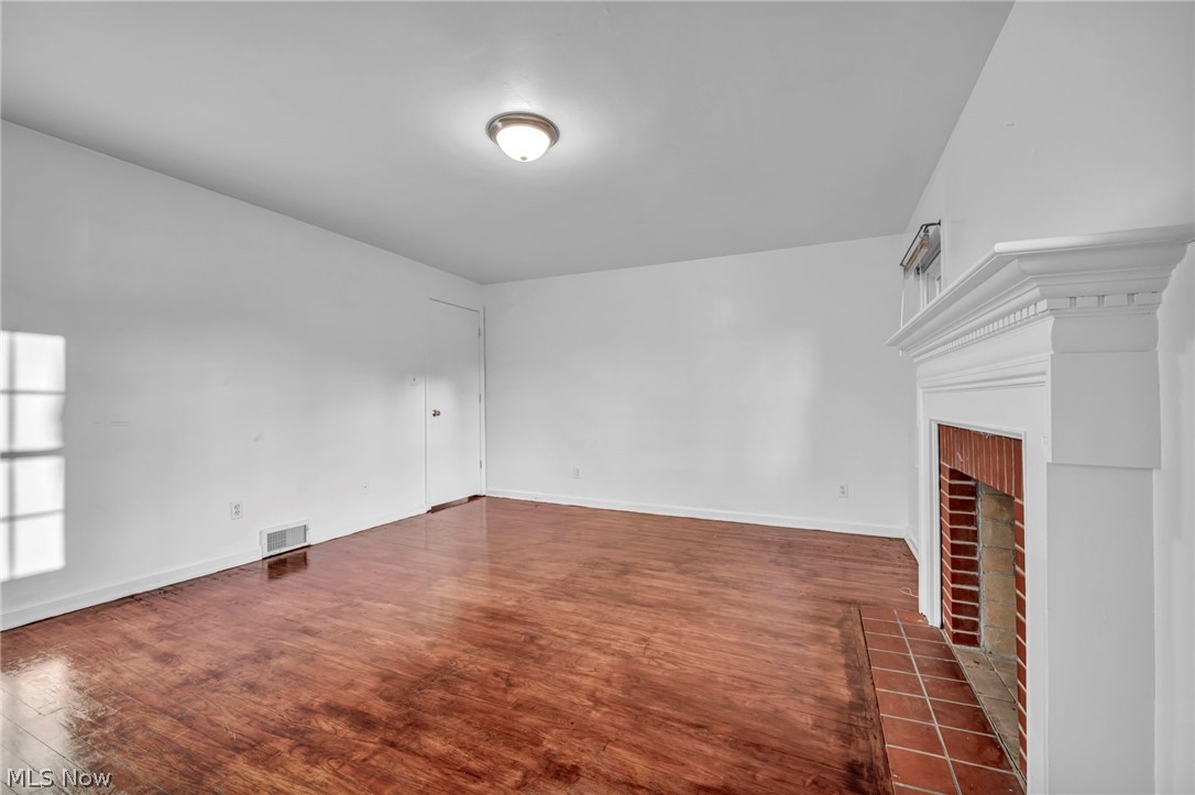232 Edna Street Poland OH 44514