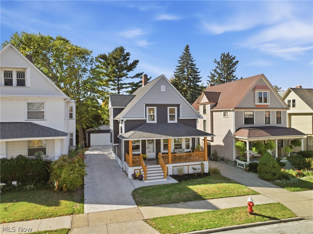 1450 Orchard Grove Avenue Lakewood OH 44107
