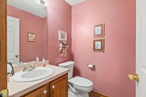 624 Royal Woods Drive Wadsworth OH 44281