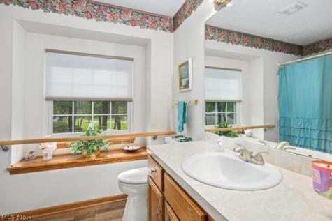 624 Royal Woods Drive Wadsworth OH 44281