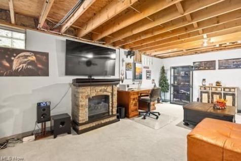 624 Royal Woods Drive Wadsworth OH 44281